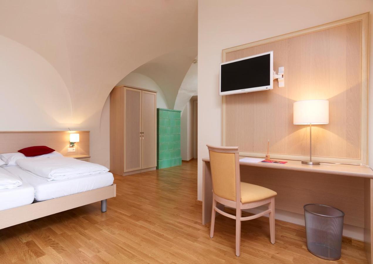 Cma Stift Ossiach Hotel Екстериор снимка